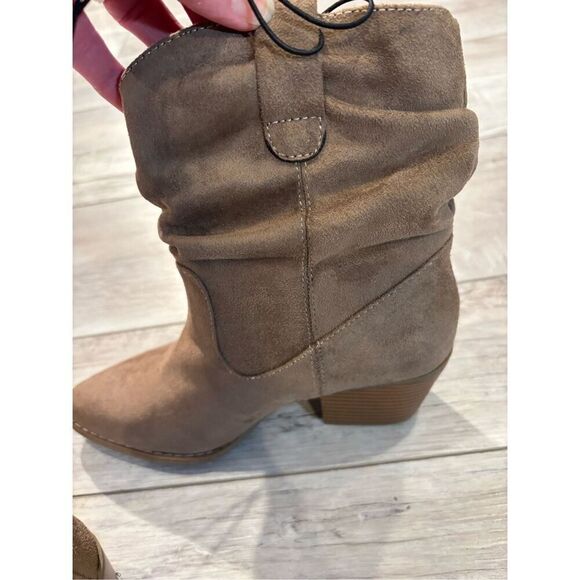 a.n.a Womens Delia Porchini Stacked Heel Slouch Boots Size 6 - Picture 7 of 10